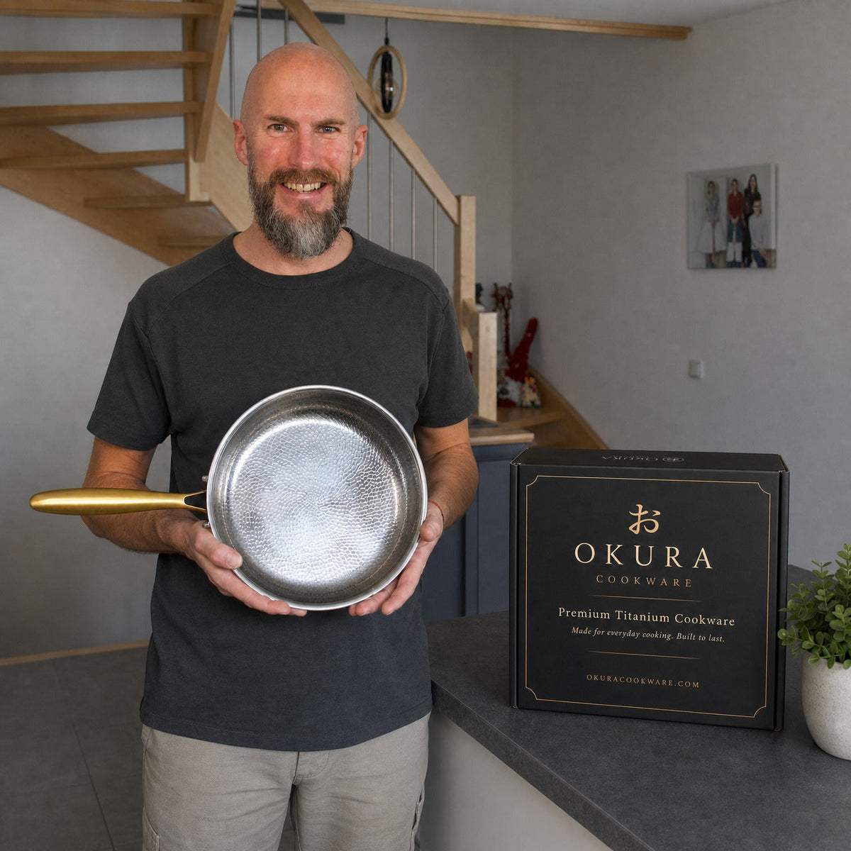 Hand-Hammered Titanium Pan I Limited Edition